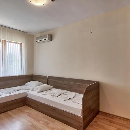 Апартаменты Club Romana