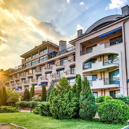 Club Romana Апартаменты
